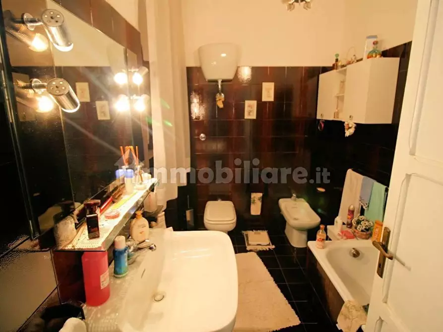 Immagine 9 di Casa indipendente in vendita  a Roccastrada