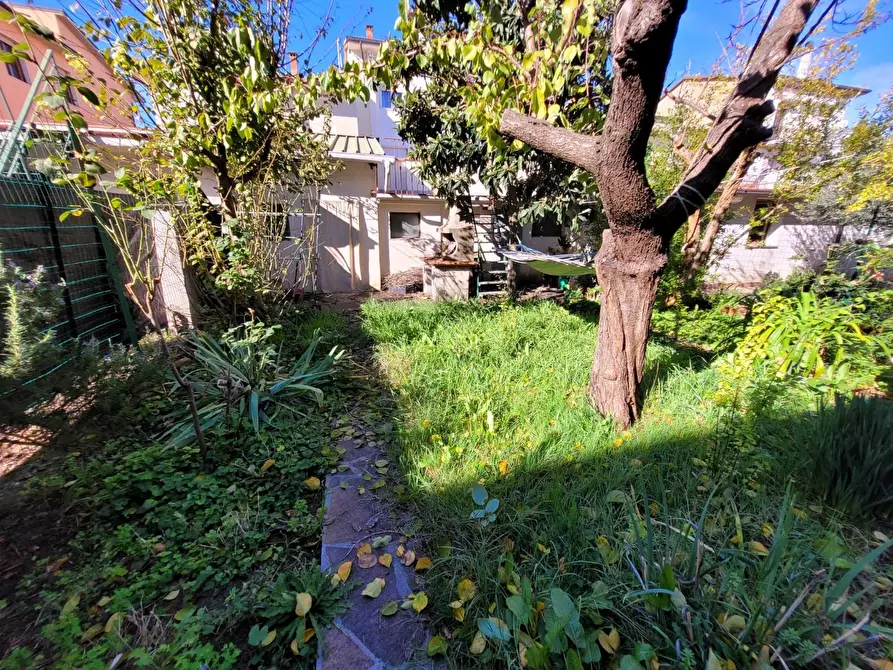 Immagine 12 di Villetta a schiera in vendita  a Empoli