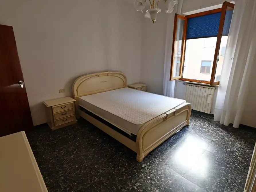 Immagine 19 di Appartamento in vendita  a Poggibonsi