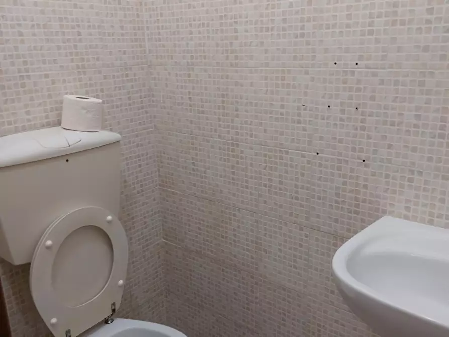 Immagine 3 di Ufficio in vendita  a Santa Croce Sull'arno