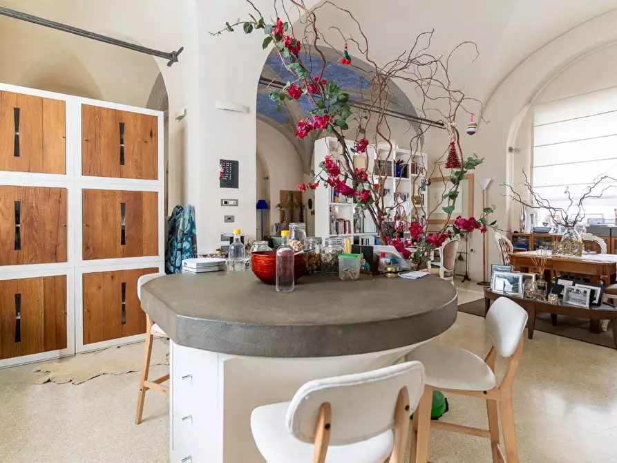 Immagine 10 di Loft/Open space in vendita  a Empoli