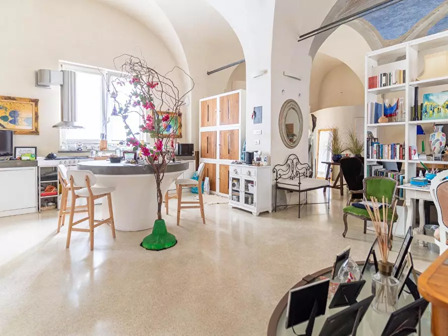 Immagine 16 di Loft/Open space in vendita  a Empoli
