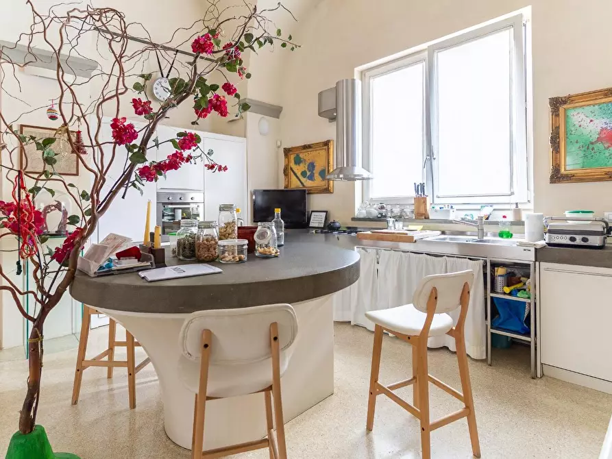 Immagine 8 di Loft/Open space in vendita  a Empoli