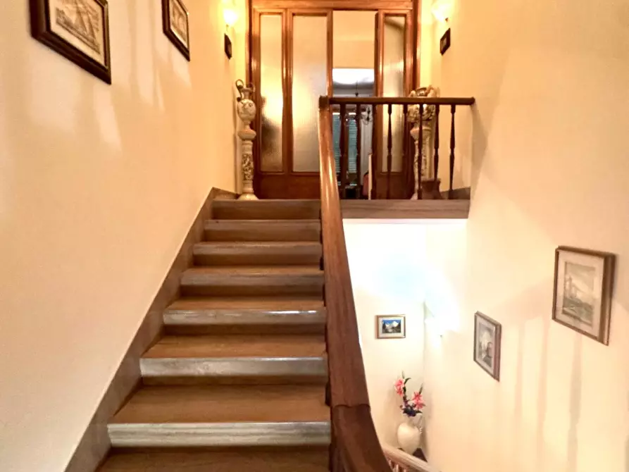 Immagine 47 di Appartamento in vendita  a Empoli