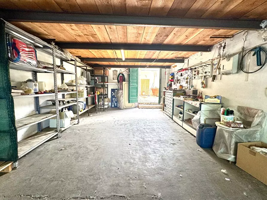 Immagine 45 di Appartamento in vendita  a Empoli