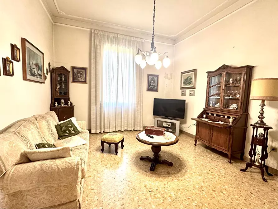 Immagine 8 di Appartamento in vendita  a Empoli
