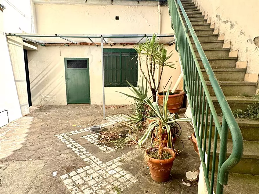 Immagine 39 di Appartamento in vendita  a Empoli