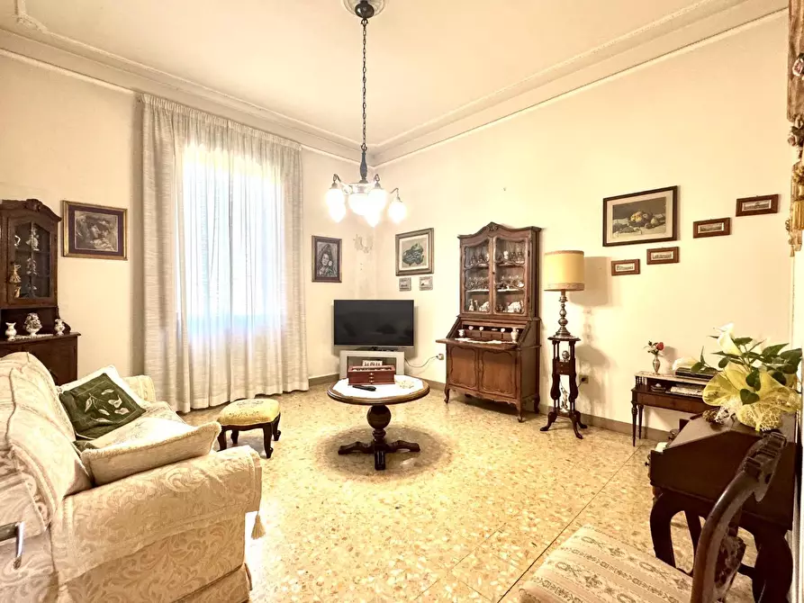 Immagine 5 di Appartamento in vendita  a Empoli