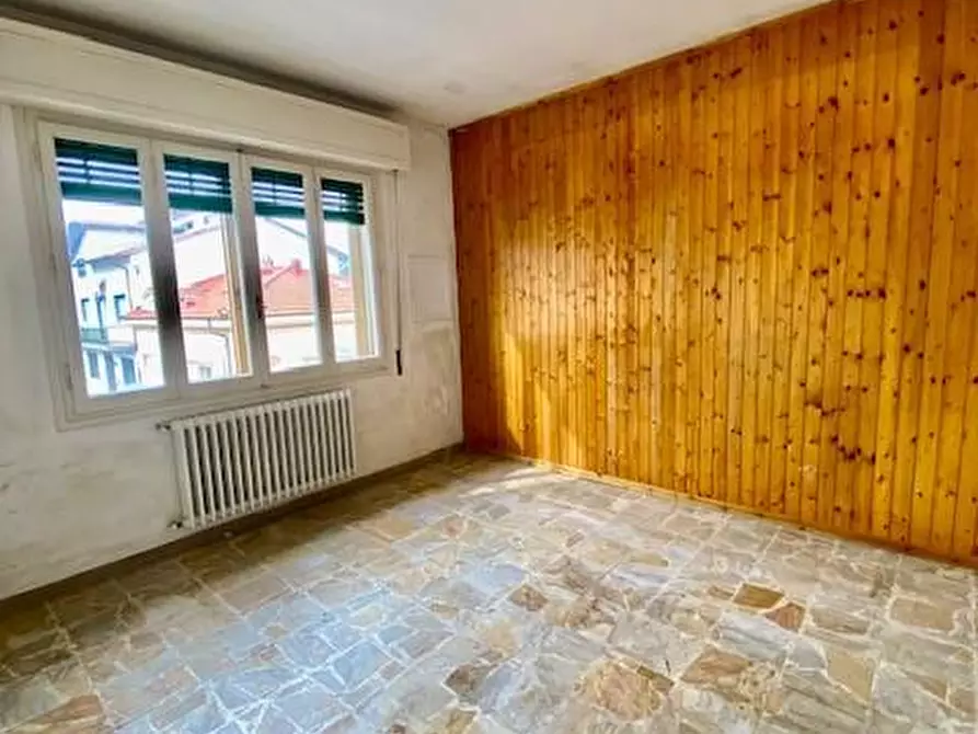 Immagine 10 di Appartamento in vendita  a Montecatini Terme