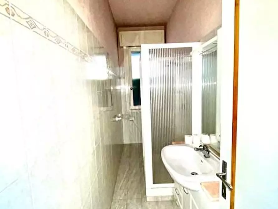 Immagine 16 di Appartamento in vendita  a Montecatini Terme