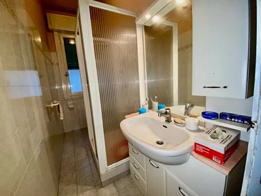 Immagine 20 di Appartamento in vendita  a Montecatini Terme