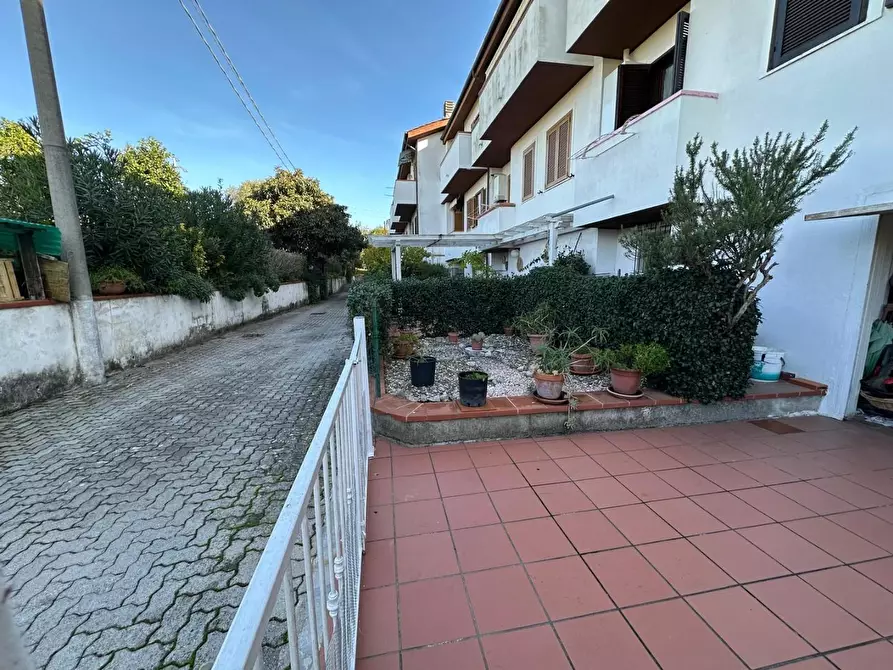 Immagine 24 di Villetta a schiera in vendita  a Santo Stefano Di Magra