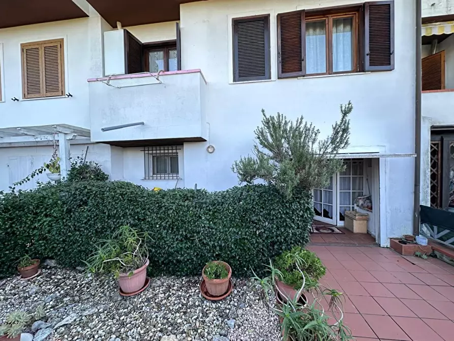 Immagine 23 di Villetta a schiera in vendita  a Santo Stefano Di Magra