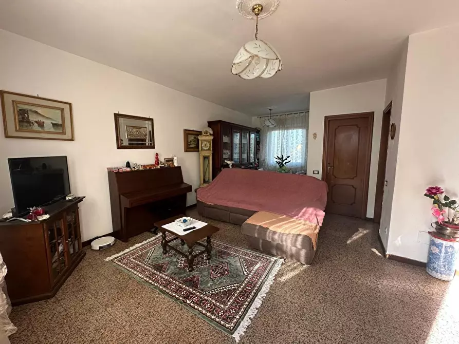 Immagine 2 di Villetta a schiera in vendita  a Santo Stefano Di Magra