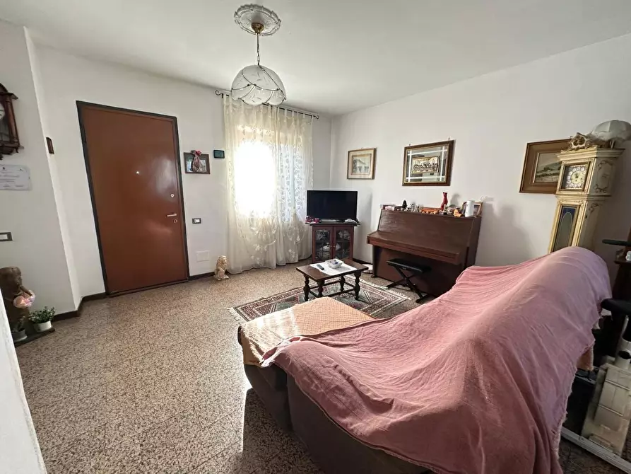 Immagine 6 di Villetta a schiera in vendita  a Santo Stefano Di Magra