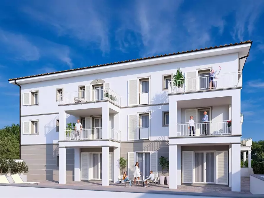Immagine 1 di Appartamento in vendita  a Cecina