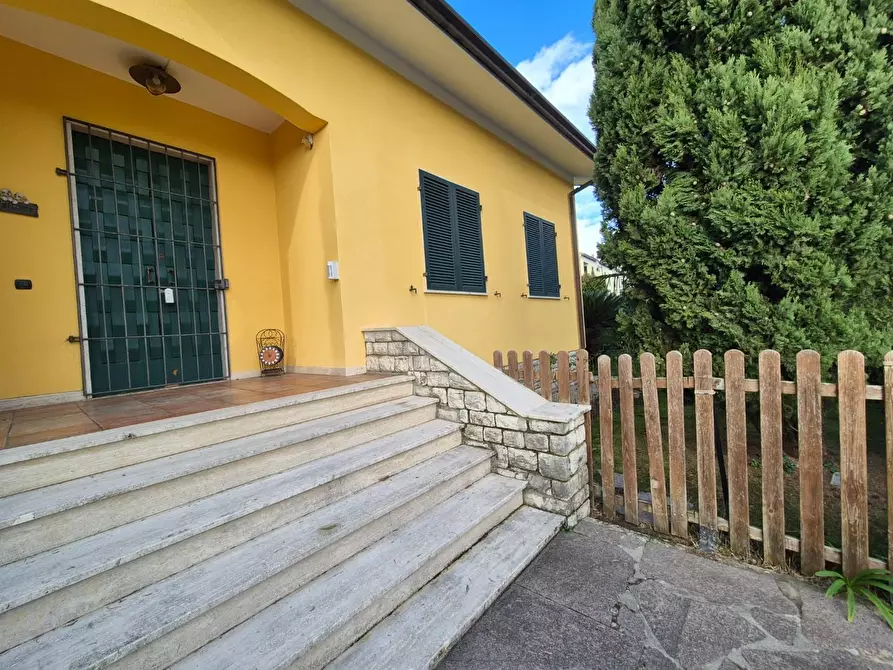 Immagine 56 di Casa indipendente in vendita  a Ameglia