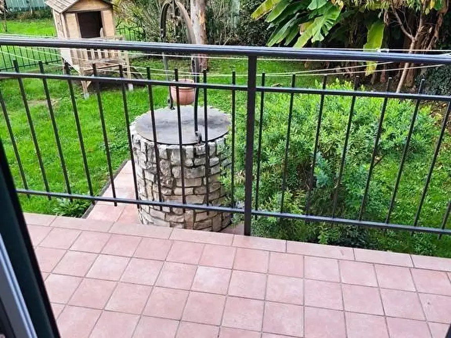 Immagine 12 di Casa indipendente in vendita  a Ameglia