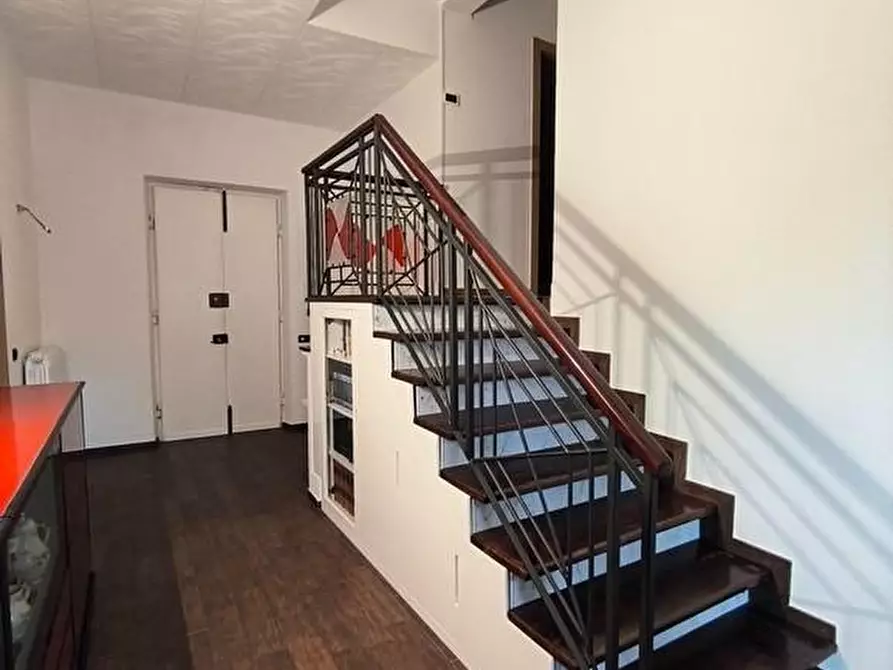 Immagine 7 di Casa indipendente in vendita  a Ameglia