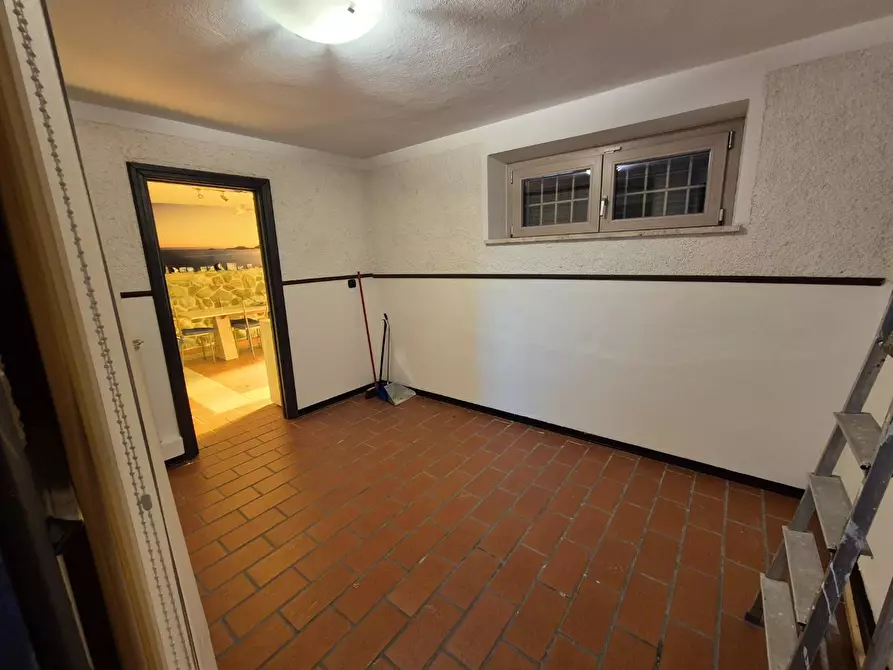 Immagine 63 di Casa indipendente in vendita  a Ameglia