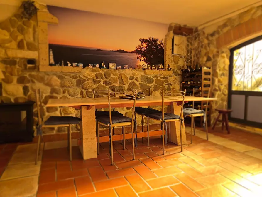 Immagine 62 di Casa indipendente in vendita  a Ameglia