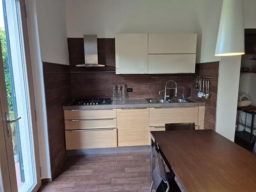 Immagine 9 di Casa indipendente in vendita  a Ameglia