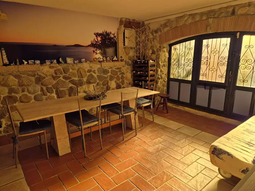 Immagine 60 di Casa indipendente in vendita  a Ameglia