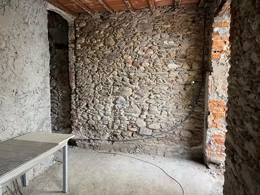 Immagine 17 di Appartamento in vendita  a Massa