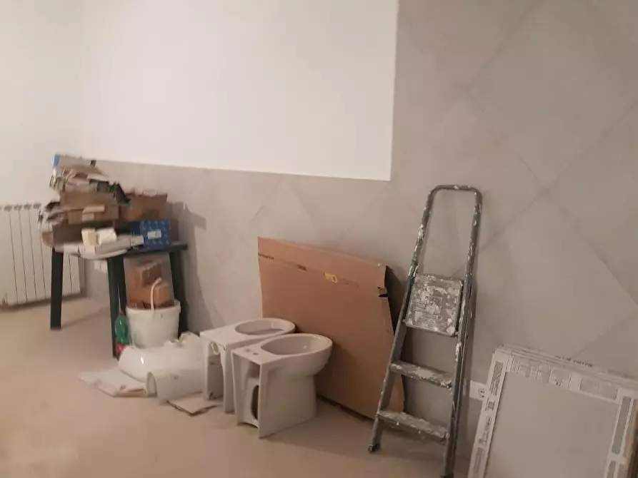 Immagine 6 di Ufficio in vendita  a Calci