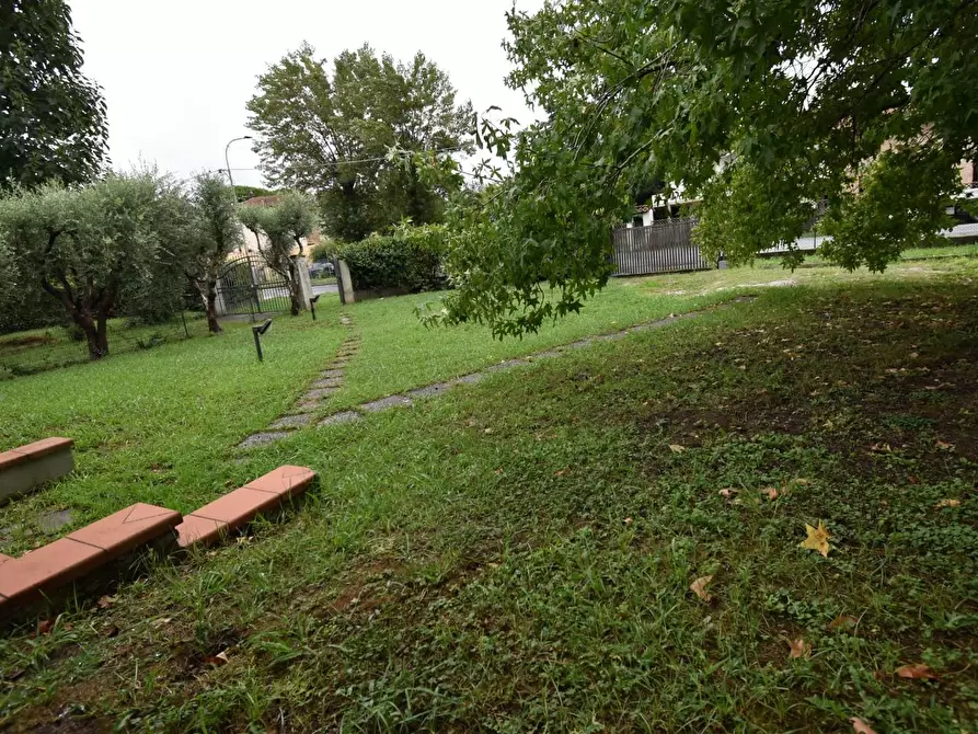 Immagine 31 di Villa in vendita  a San Giuliano Terme