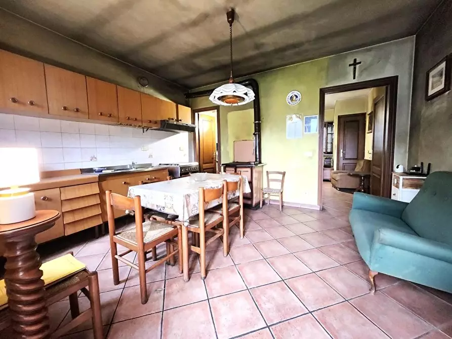 Immagine 6 di Villa in vendita  a Capannori