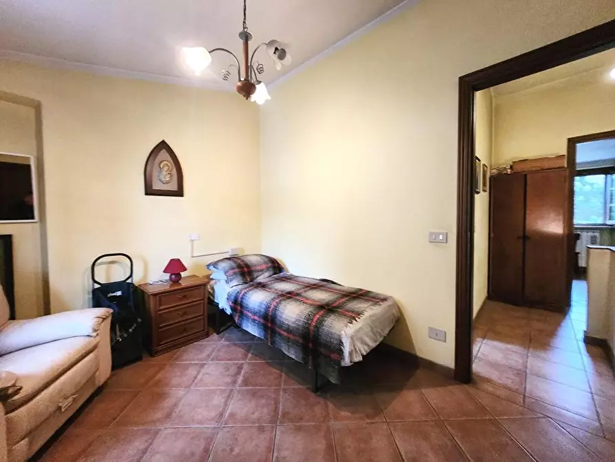 Immagine 18 di Villa in vendita  a Capannori