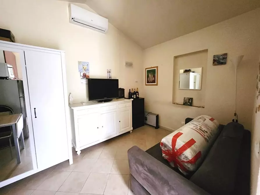 Immagine 24 di Villa in vendita  a Capannori