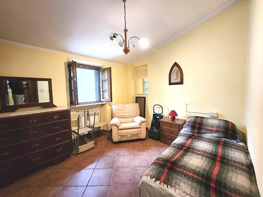 Immagine 20 di Villa in vendita  a Capannori