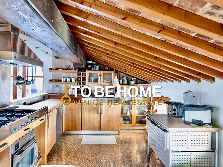 Immagine 3 di Mansarda in vendita  a Vicenza