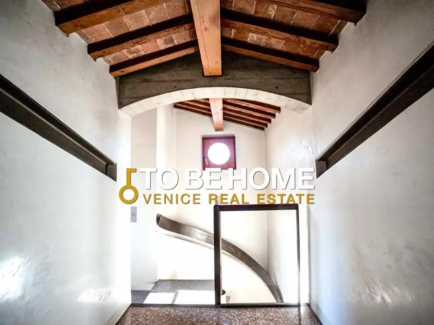 Immagine 41 di Mansarda in vendita  a Vicenza