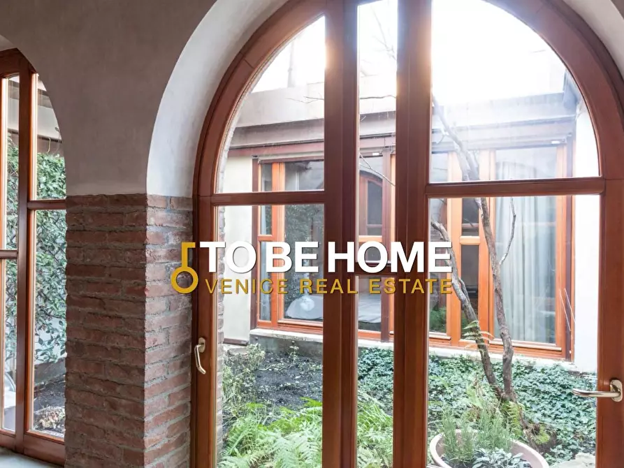 Immagine 42 di Mansarda in vendita  a Vicenza