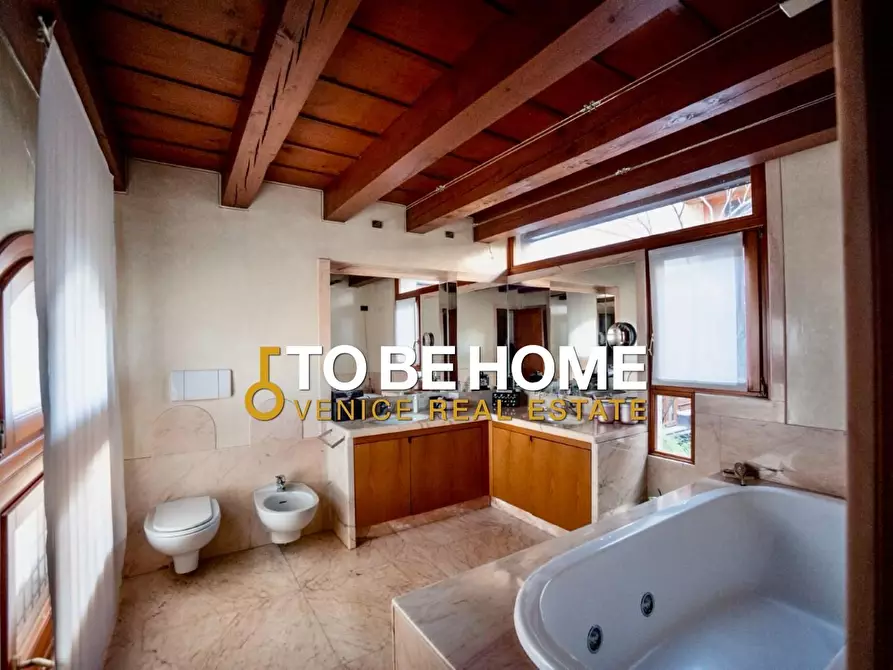 Immagine 40 di Mansarda in vendita  a Vicenza