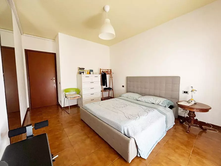 Immagine 5 di Appartamento in vendita  a Viareggio