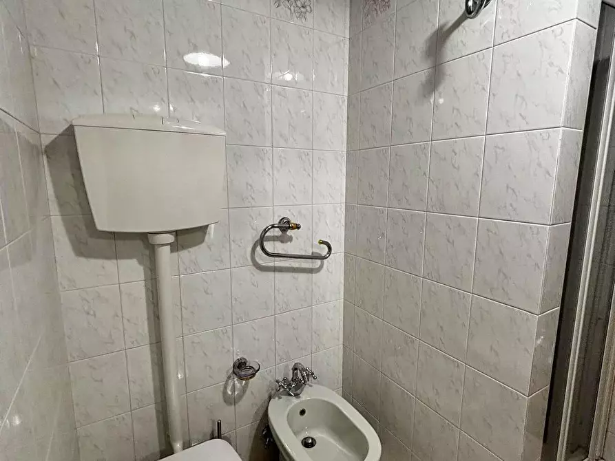 Immagine 11 di Appartamento in vendita  a Viareggio