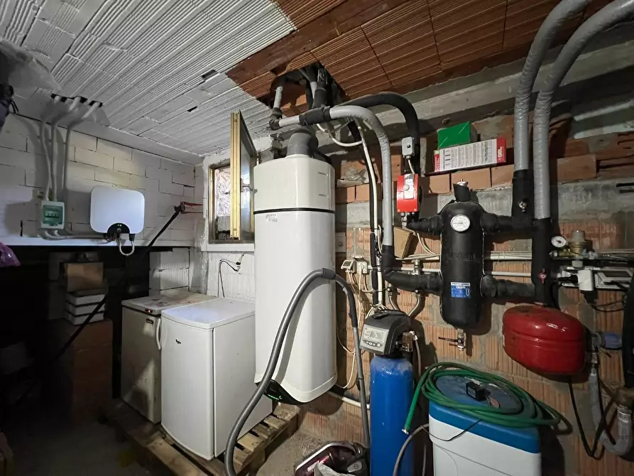 Immagine 41 di Villa in vendita  a Empoli