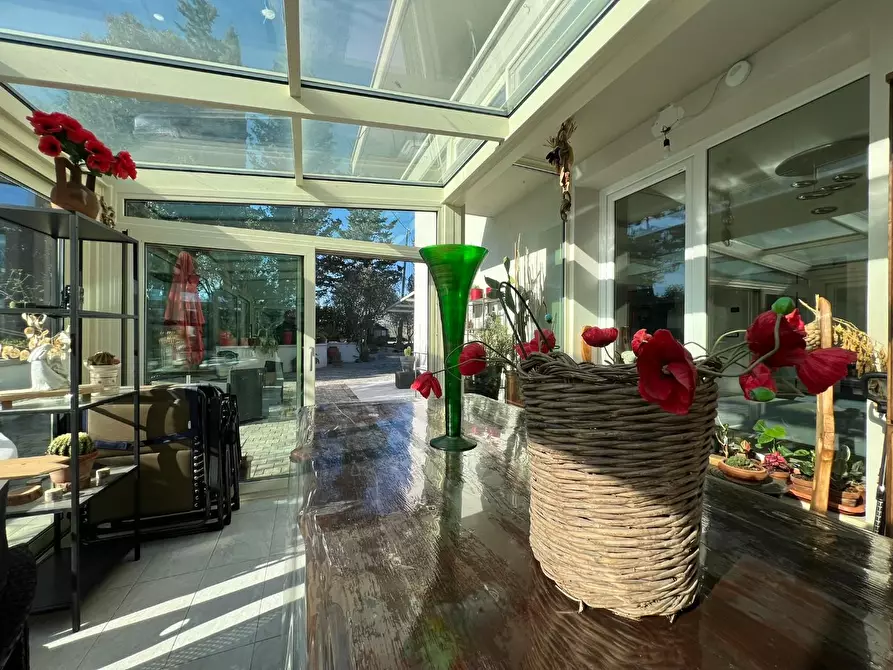 Immagine 4 di Villa in vendita  a Empoli