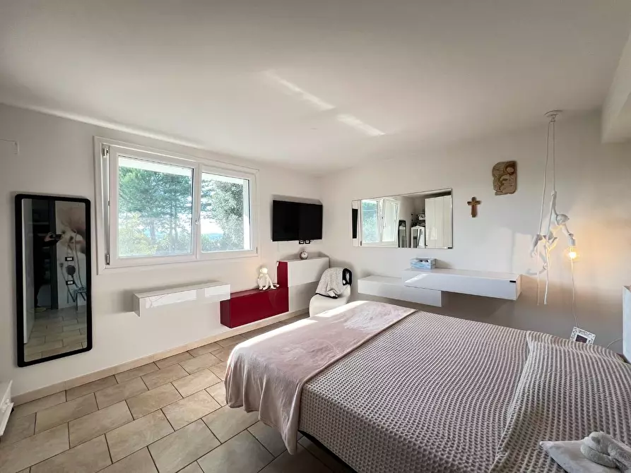 Immagine 34 di Villa in vendita  a Empoli