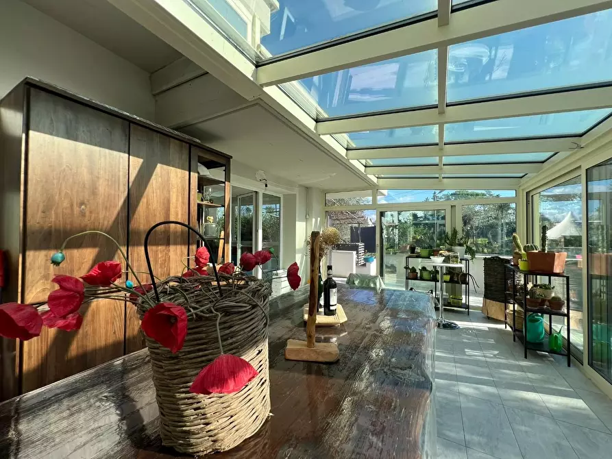 Immagine 2 di Villa in vendita  a Empoli