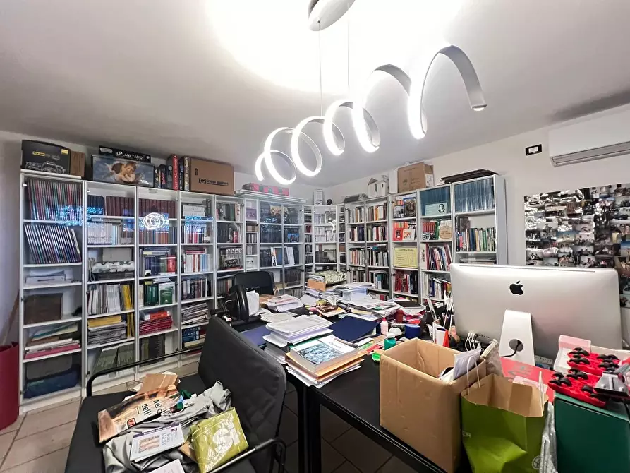 Immagine 13 di Villa in vendita  a Empoli