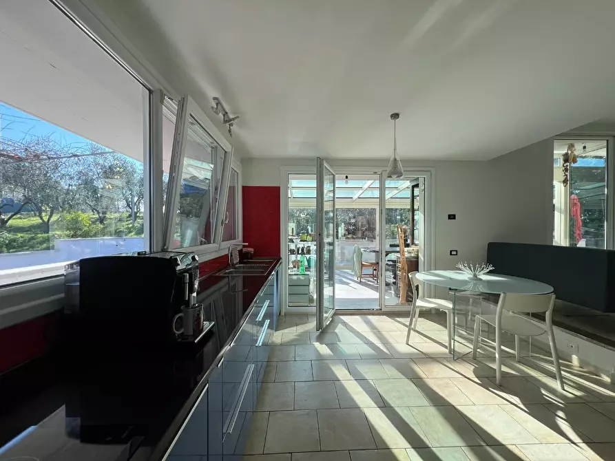 Immagine 24 di Villa in vendita  a Empoli