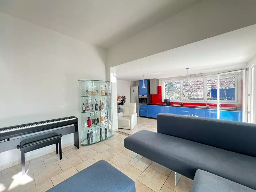 Immagine 17 di Villa in vendita  a Empoli