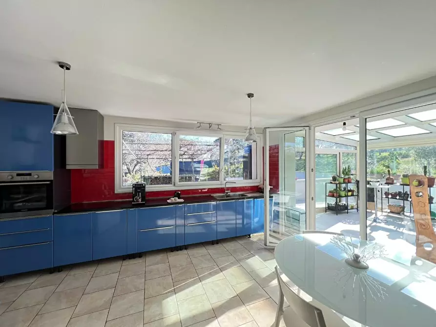 Immagine 18 di Villa in vendita  a Empoli