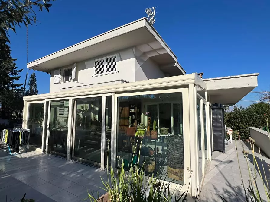 Immagine 10 di Villa in vendita  a Empoli