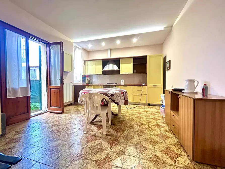 Immagine 10 di Appartamento in vendita  a Ponsacco